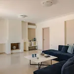 Alkyoni * Fiskardo