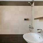 Vila Alkyoni *